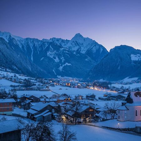 Coolnest Hotel Mayrhofen Luaran gambar