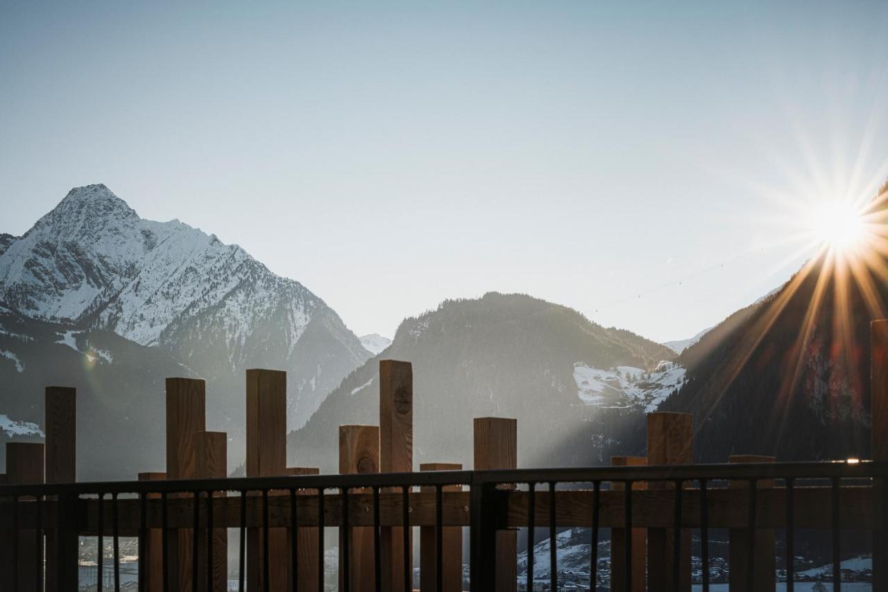 Coolnest Hotel Mayrhofen Luaran gambar
